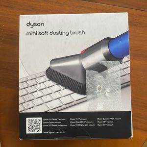Dyson attachment